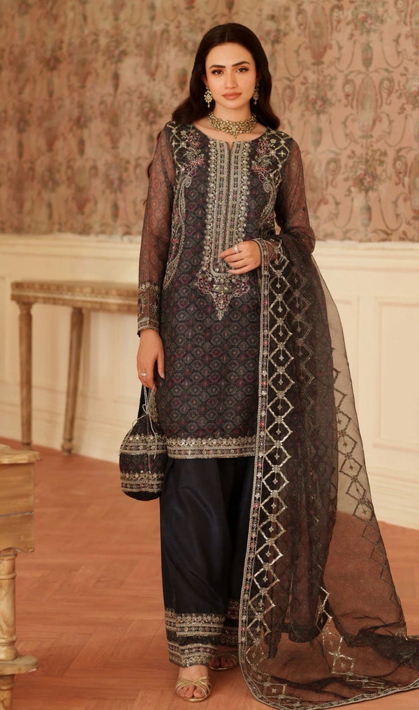 Printed Blended Khaddar Suit with Embroidered Patches